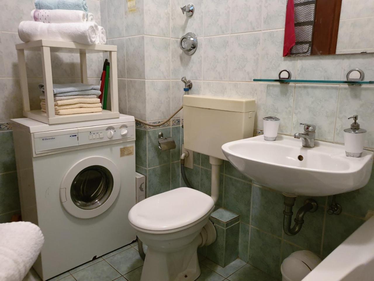 Apartments Bellevue Новаля Екстериор снимка