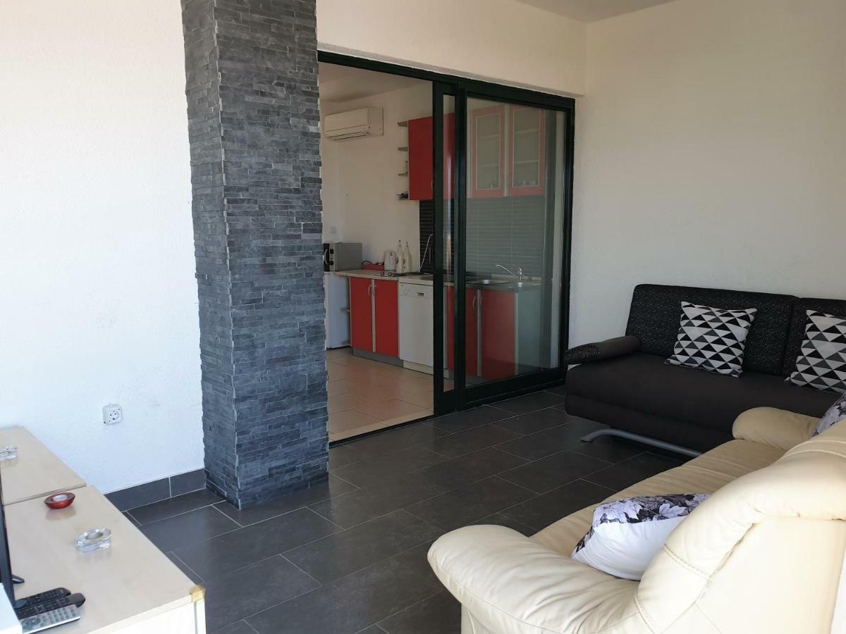 Apartments Bellevue Новаля Екстериор снимка