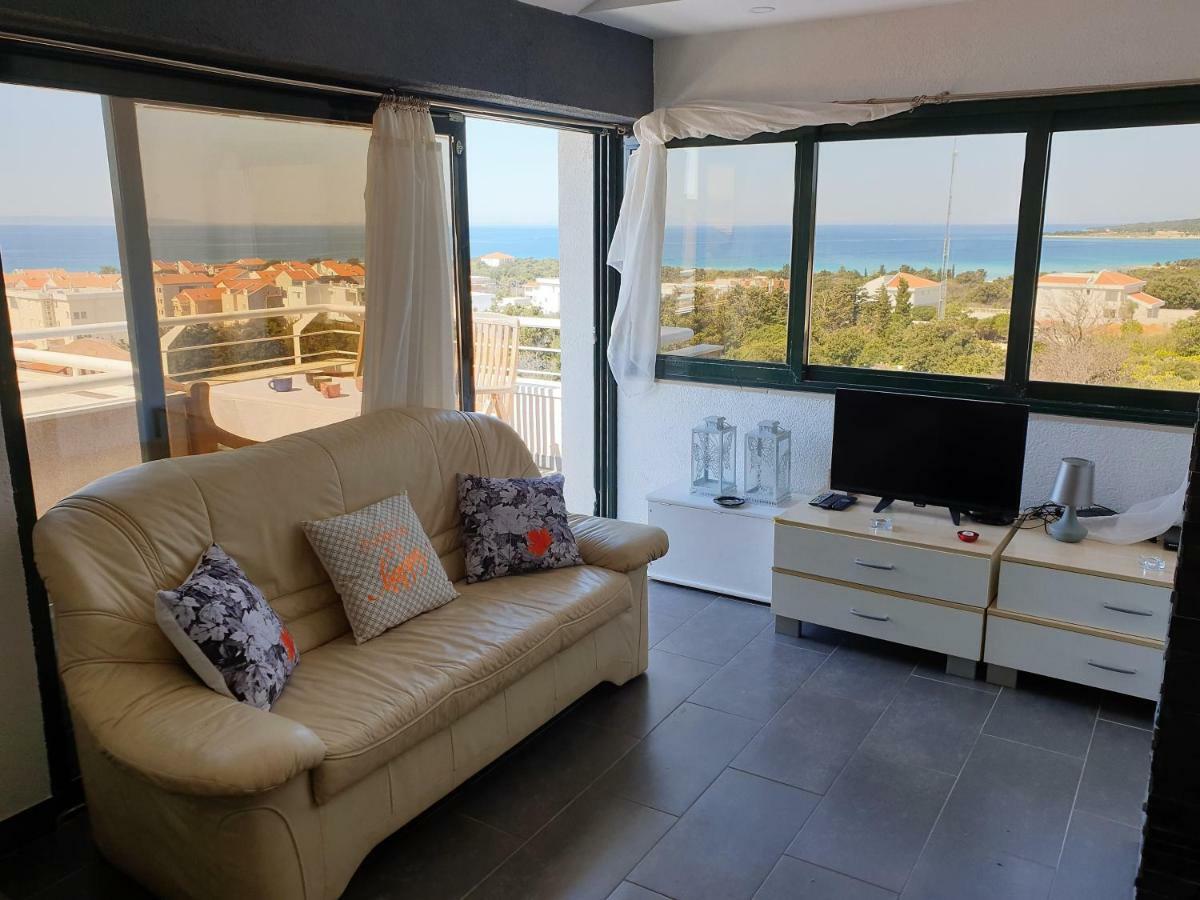 Apartments Bellevue Новаля Екстериор снимка